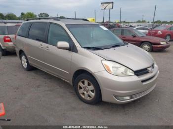  Salvage Toyota Sienna