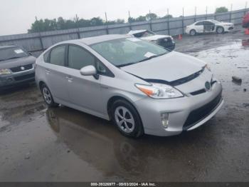  Salvage Toyota Prius