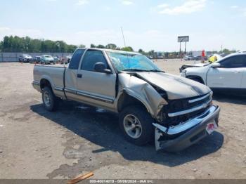  Salvage Chevrolet S-10