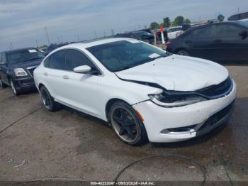  Salvage Chrysler 200