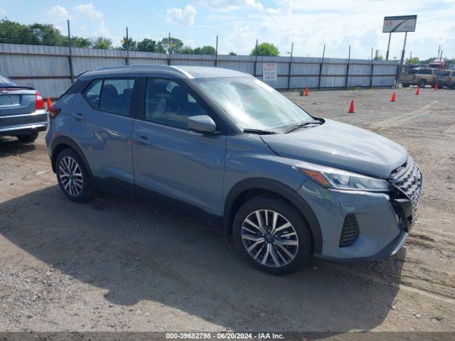  Salvage Nissan Kicks