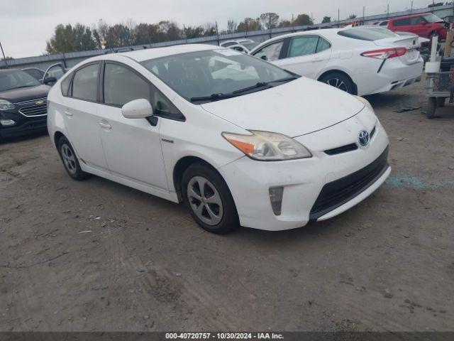  Salvage Toyota Prius