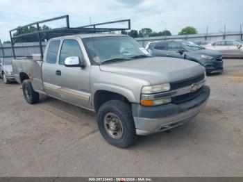  Salvage Chevrolet Silverado 2500