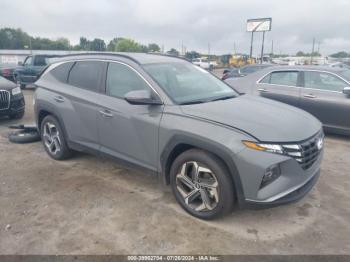  Salvage Hyundai TUCSON