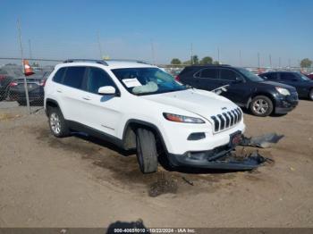  Salvage Jeep Cherokee