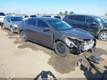  Salvage Nissan Altima