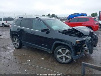  Salvage Jeep Cherokee