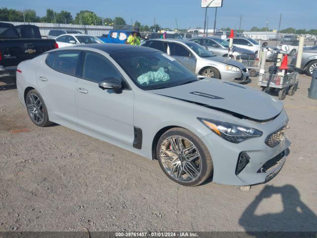  Salvage Kia Stinger