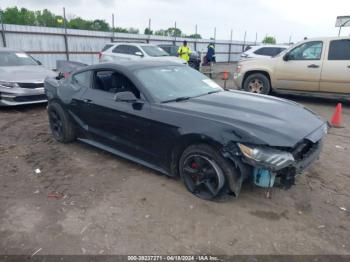  Salvage Ford Mustang