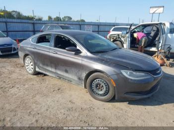  Salvage Chrysler 200