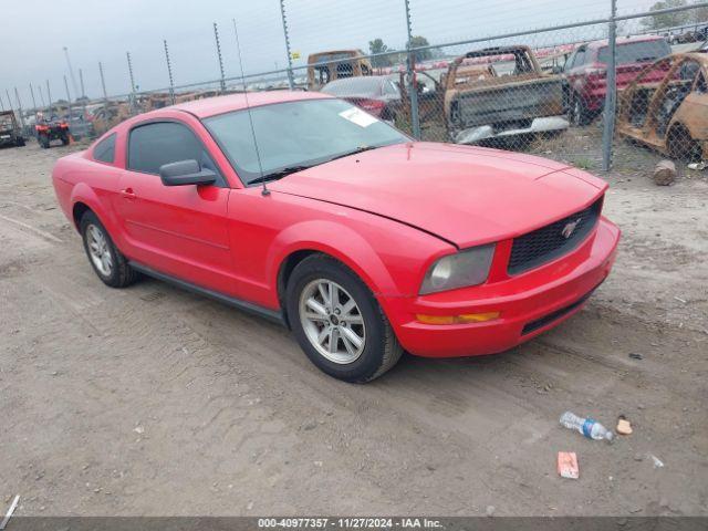  Salvage Ford Mustang