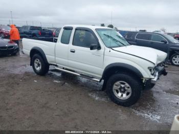  Salvage Toyota Tacoma