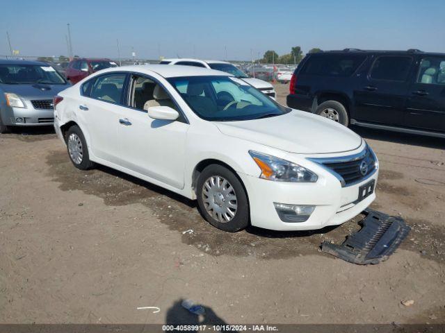  Salvage Nissan Altima