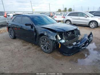  Salvage Chrysler 300