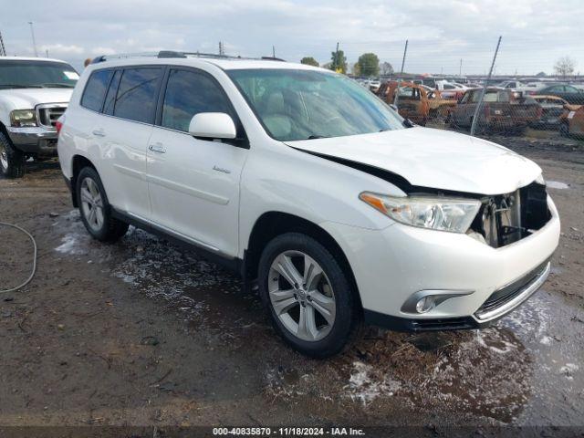  Salvage Toyota Highlander