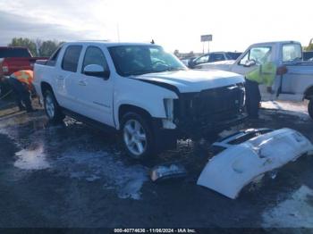  Salvage Chevrolet Avalanche 1500