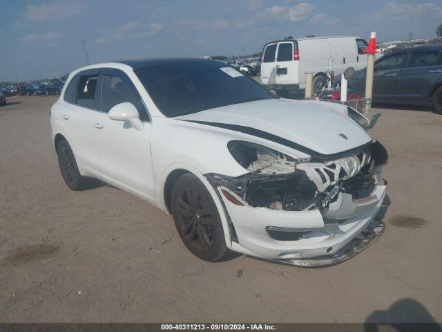  Salvage Porsche Cayenne