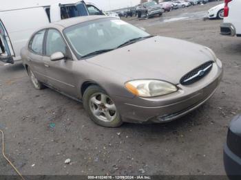  Salvage Ford Taurus