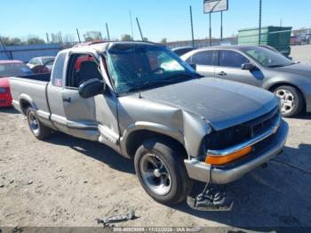  Salvage Chevrolet S-10