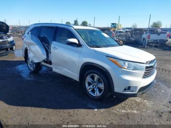  Salvage Toyota Highlander