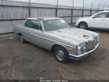  Salvage Mercedes-Benz 190