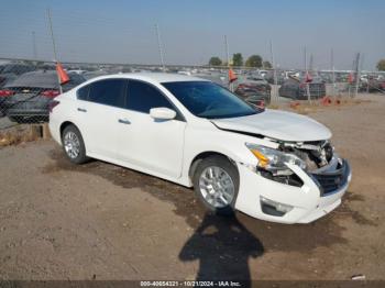  Salvage Nissan Altima