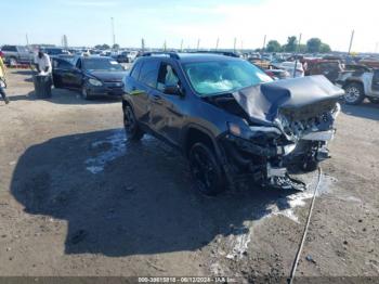  Salvage Jeep Cherokee