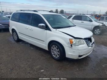  Salvage Chrysler Town & Country