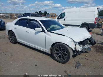  Salvage Chrysler 300