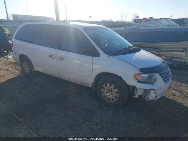  Salvage Chrysler Town & Country