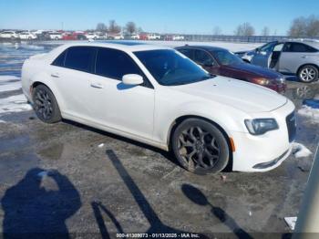  Salvage Chrysler 300