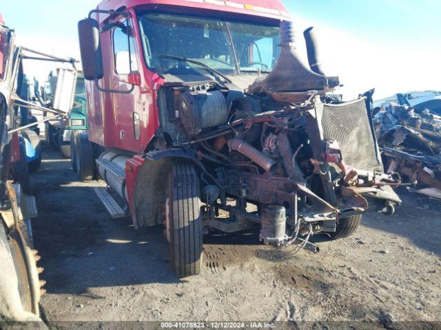  Salvage Freightliner Columbia