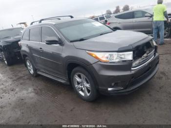  Salvage Toyota Highlander