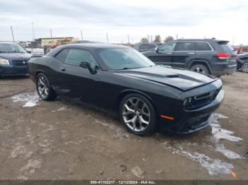  Salvage Dodge Challenger