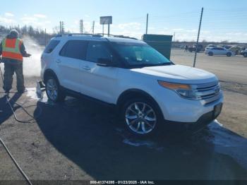  Salvage Ford Explorer