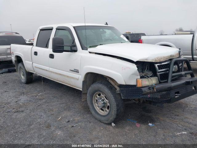  Salvage Chevrolet Silverado 2500