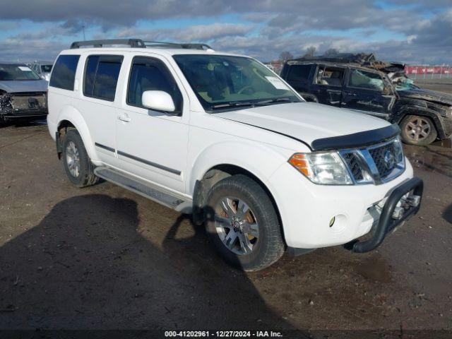  Salvage Nissan Pathfinder