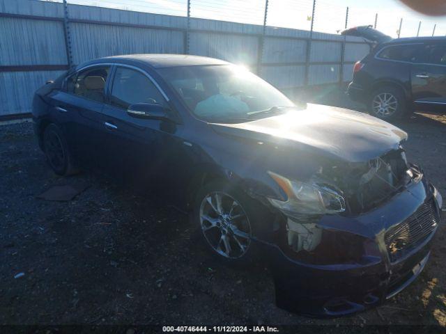  Salvage Nissan Maxima