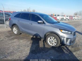  Salvage Kia Sorento