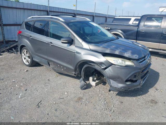  Salvage Ford Escape