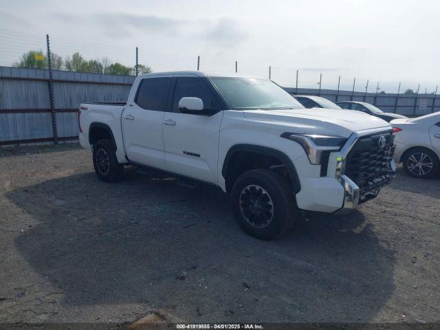  Salvage Toyota Tundra