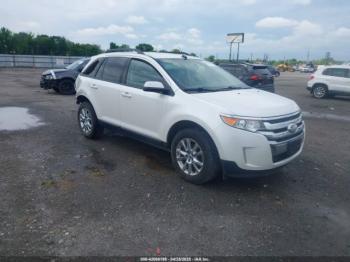  Salvage Ford Edge