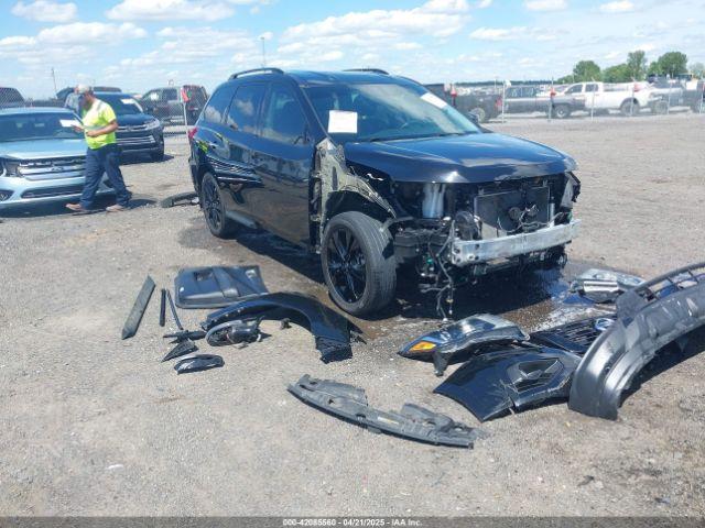  Salvage Nissan Pathfinder