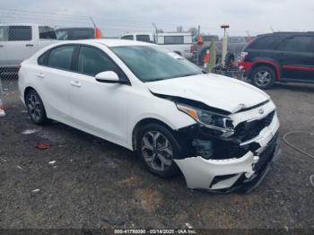  Salvage Kia Forte