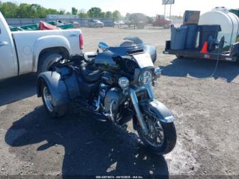  Salvage Harley-Davidson Flhtcutg