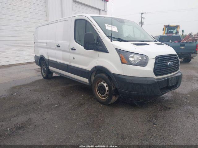  Salvage Ford Transit