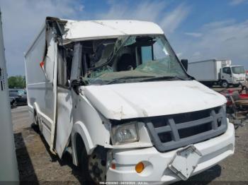  Salvage Isuzu Npr