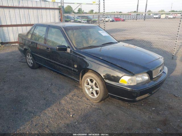  Salvage Volvo S70
