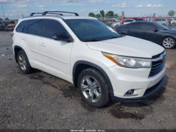  Salvage Toyota Highlander