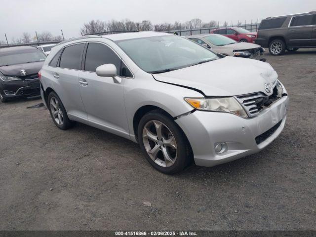  Salvage Toyota Venza